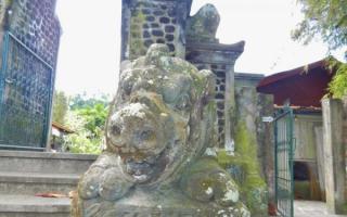 Какой водный дворец посетить на острове Бали?